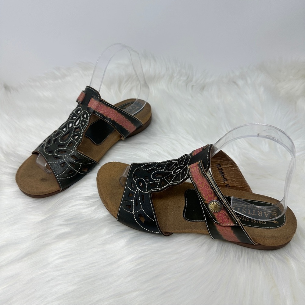 L’Artiste Dark Green and Pink Sandals